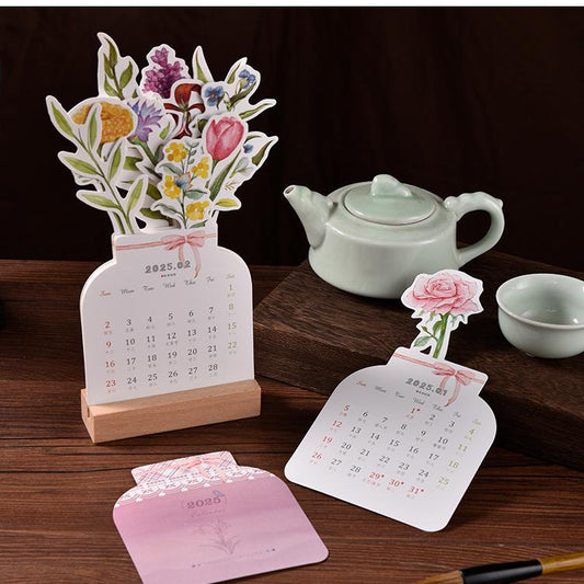 🌷📅2025 Bloomy Flowers Desk Calendar