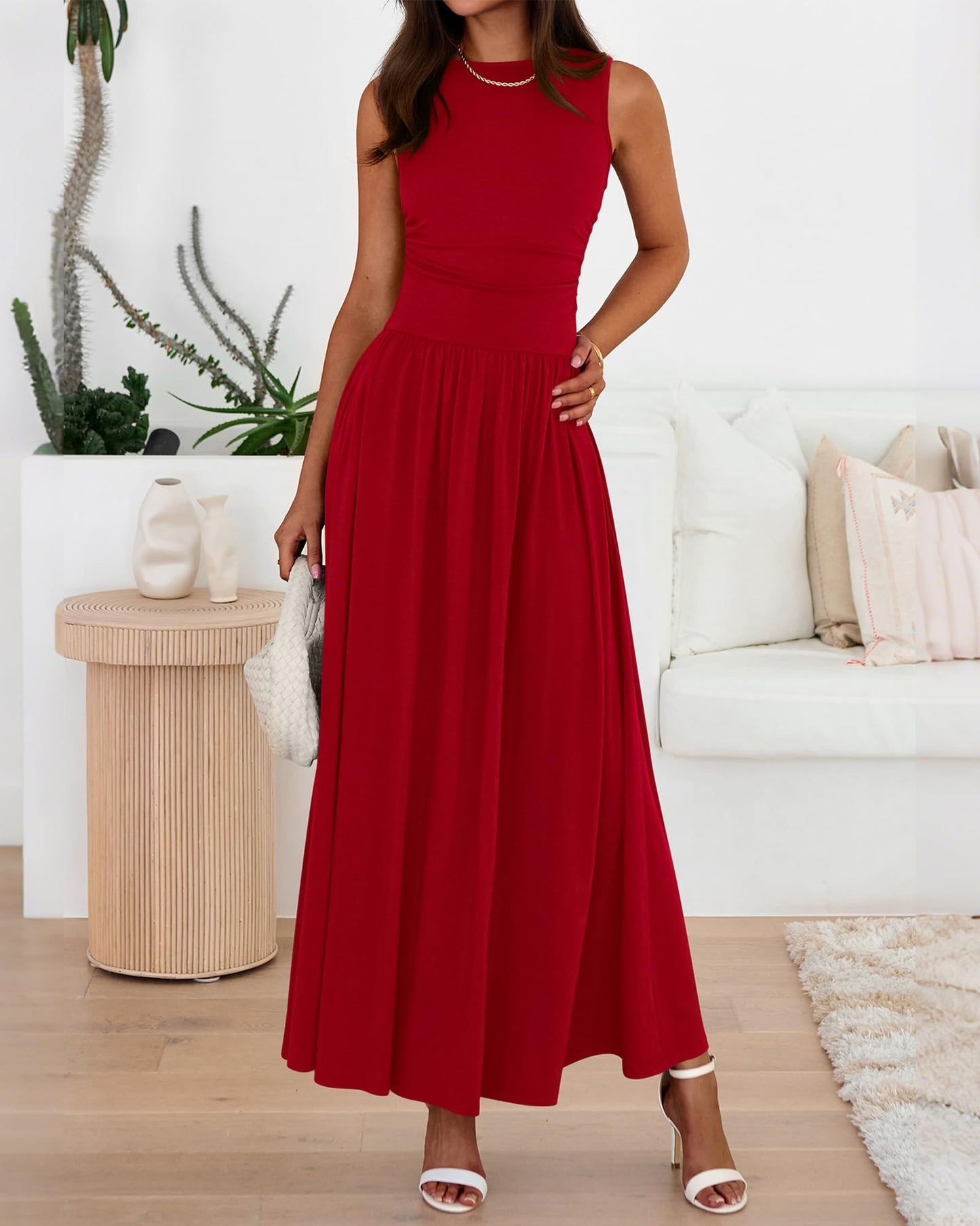 👑Hot Sale 49% OFF💃Women's Solid Color Sleeveless Waist Pleated Design Dress with Pockets