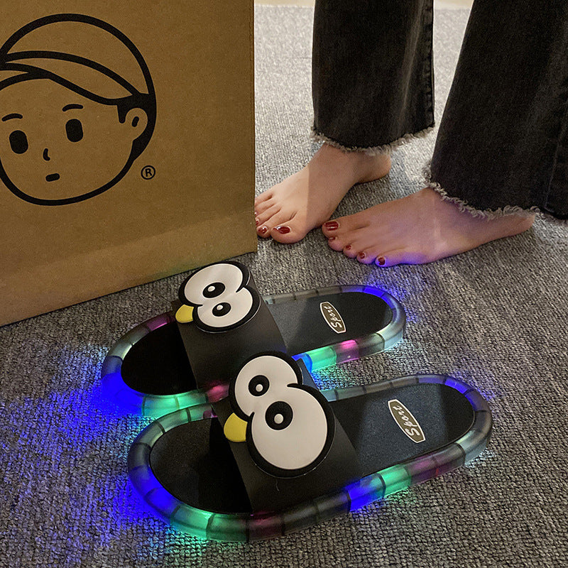 📢📢50% off!! ⏰👣Cute slippers with cartoon motifs that glow