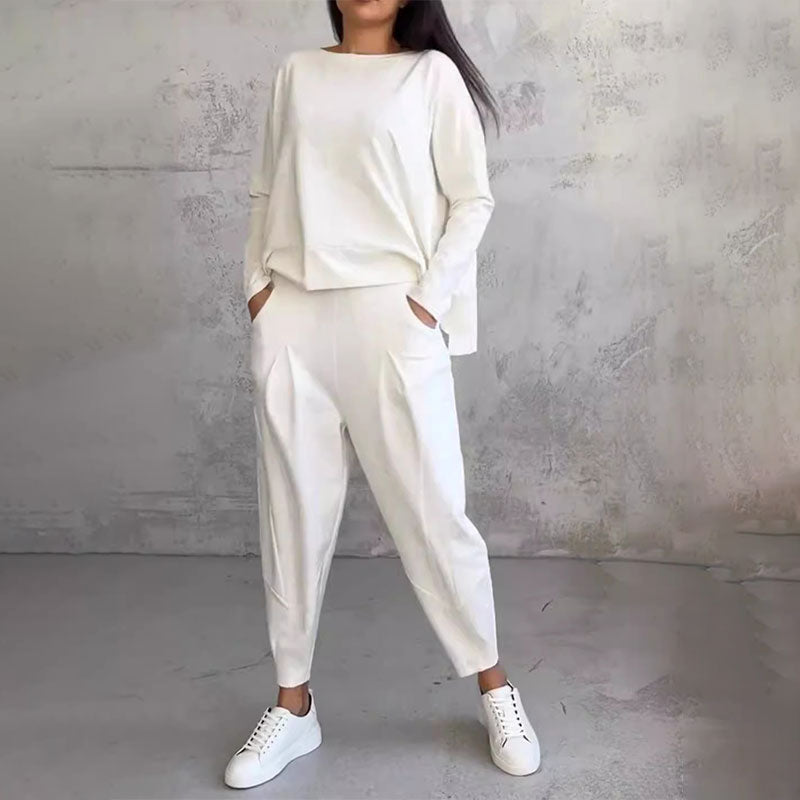 Round-Neck Long-Sleeved Top ＆ Pants 2-Piece Set | Wrinkle-Free & Breathable |