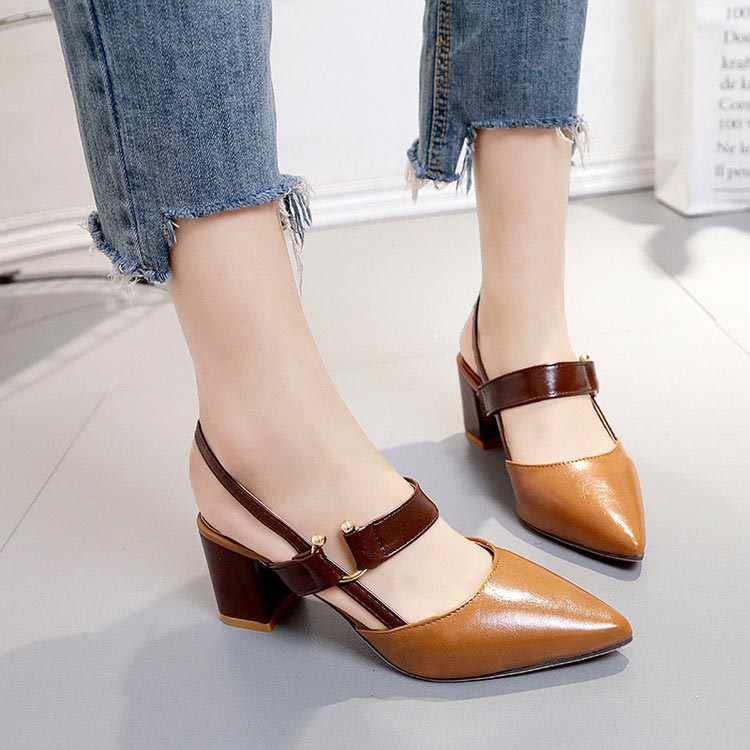 Women's Stylish Pointed Toe Chunky High-heel Sandals
