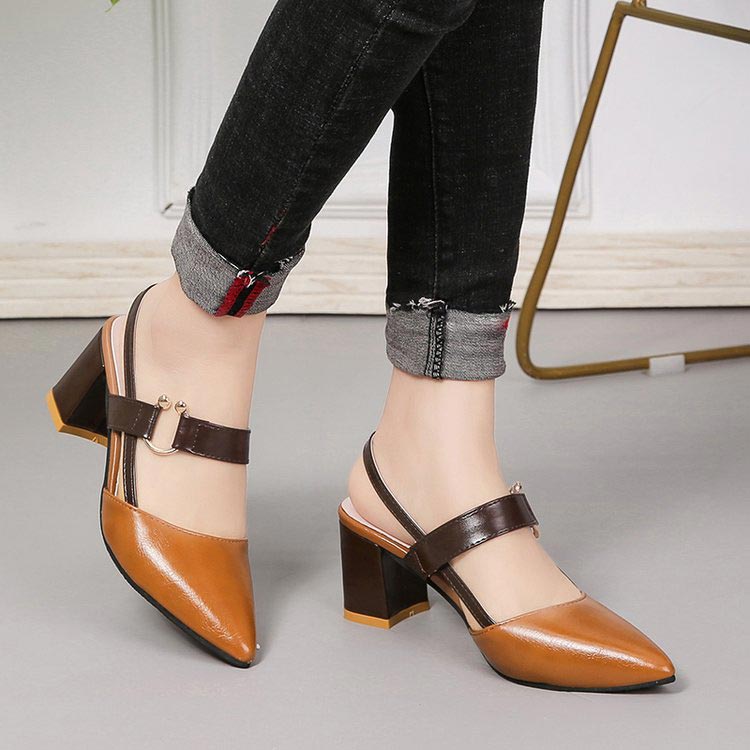 Women's Stylish Pointed Toe Chunky High-heel Sandals