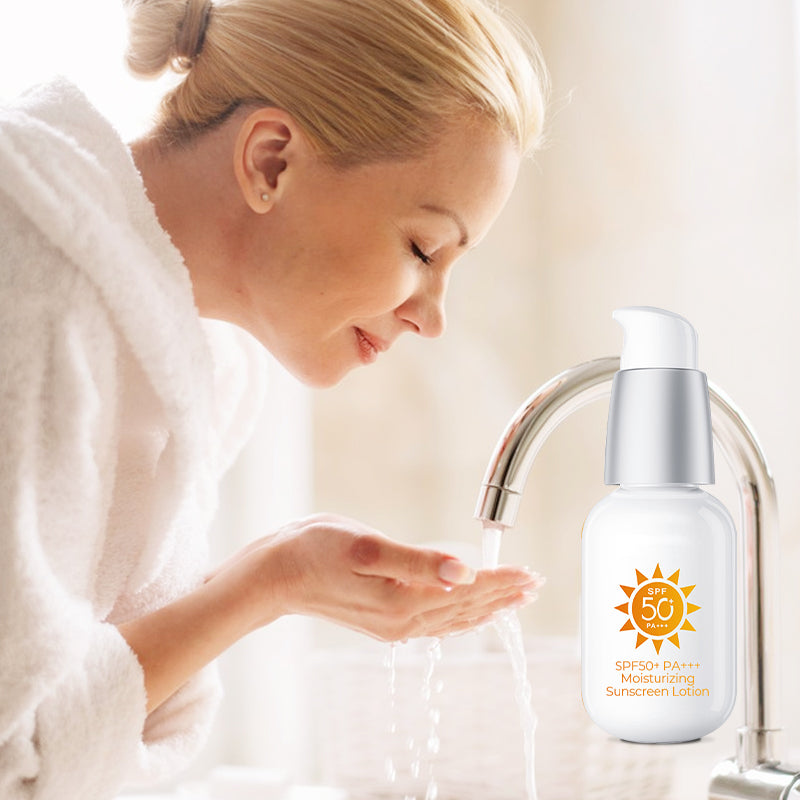 SPF50+ PA+++ Moisturizing Sunscreen Lotion