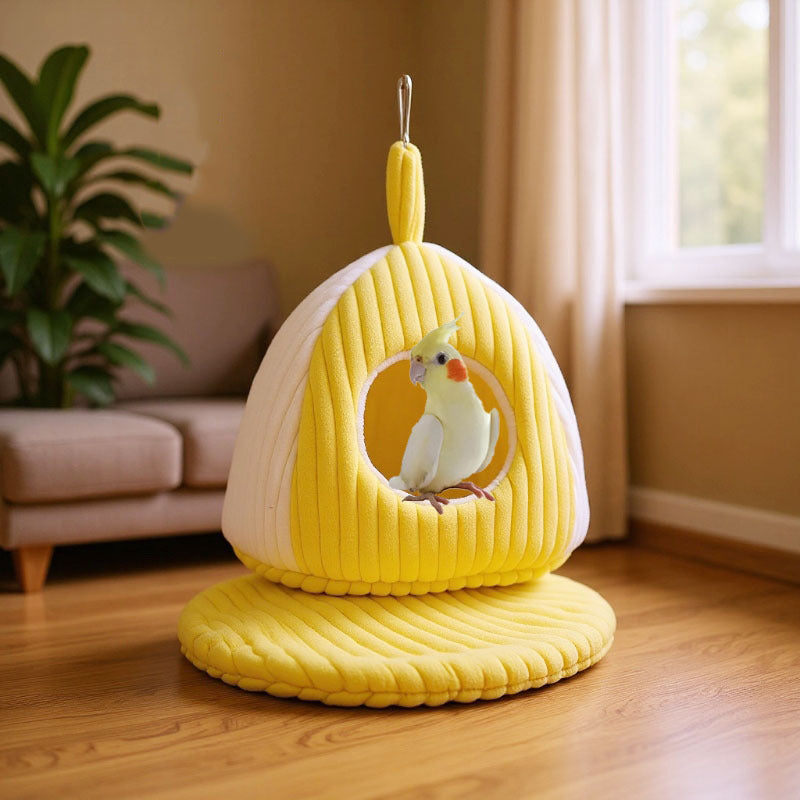 Hanging Bird Nest for Winter Warmth