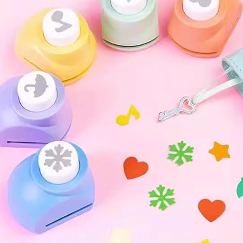 ✂️ Kit de artesanato criativo — Inclui moldes, ferramentas de corte e perfuradores!